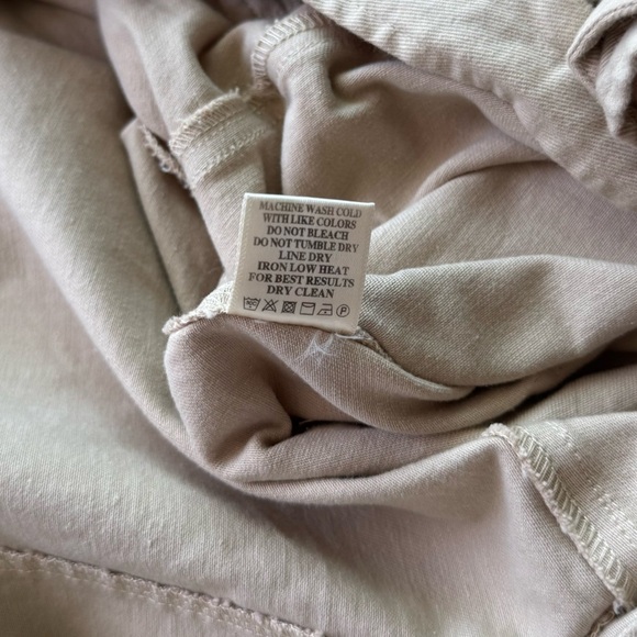 Very J Tan Short Sleeve Rayon Jumpsuit Size Small - Picture 6 of 6